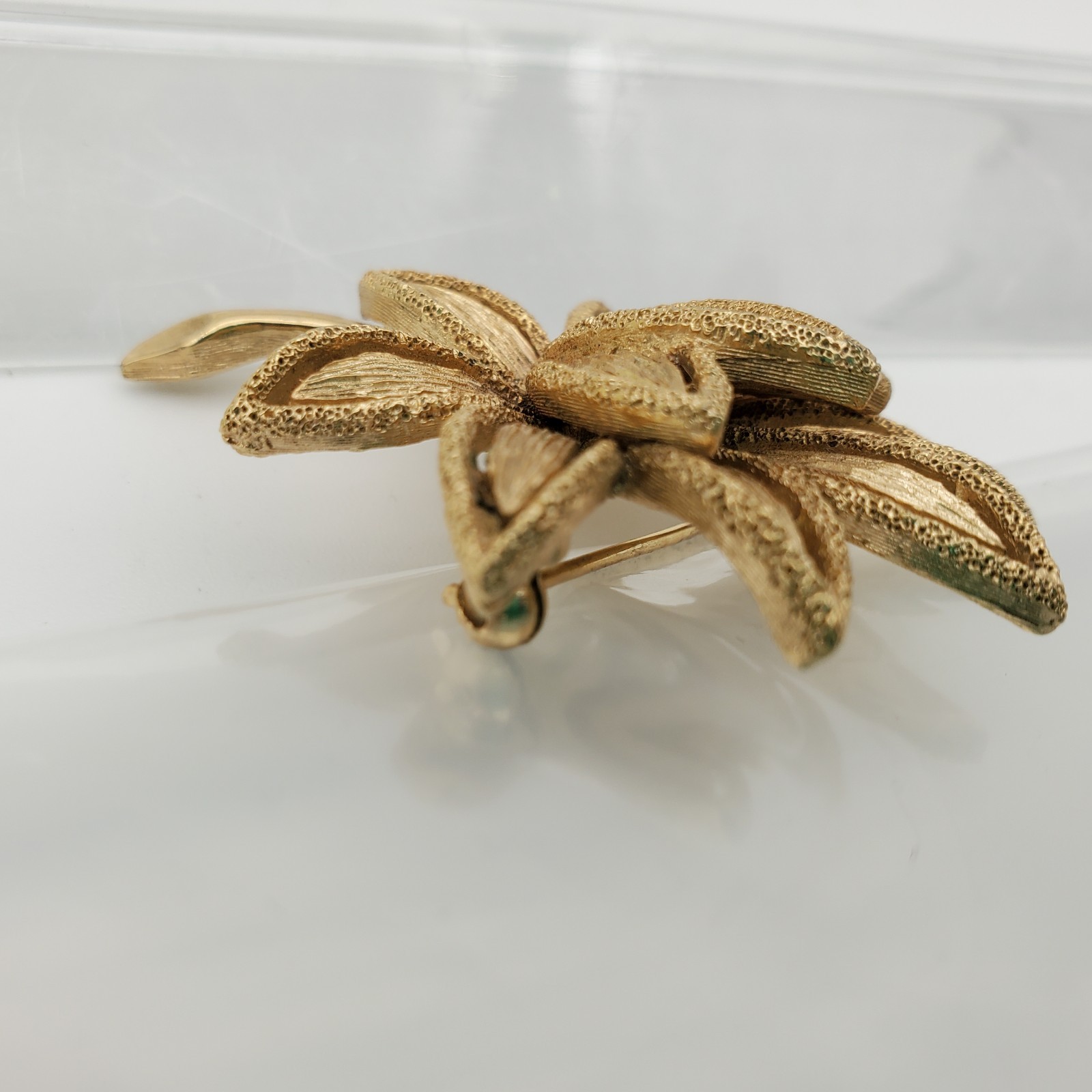 Avon Signed Gold Tone Textured Flower Brooch Pin, Metal, No Stone