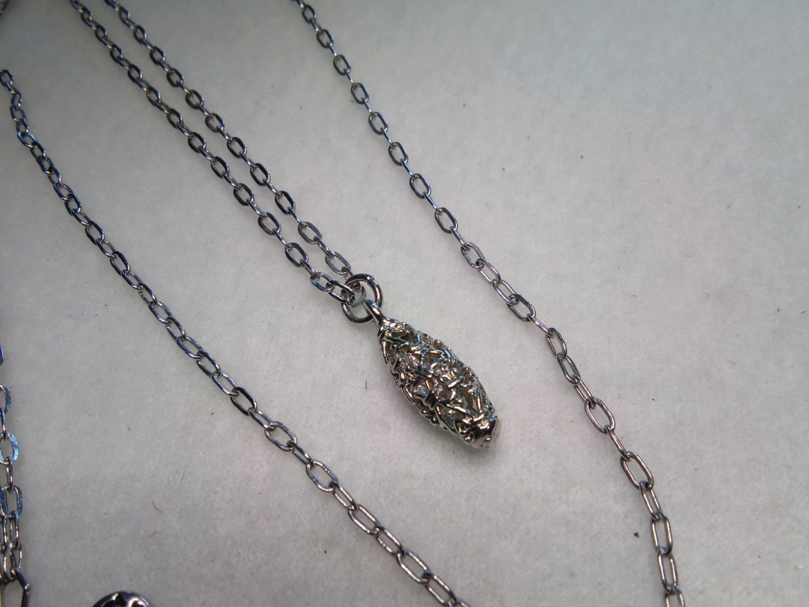 C 1946 Branded Lariat Style Silver Tone Filigree Beads Necklace & Earrings