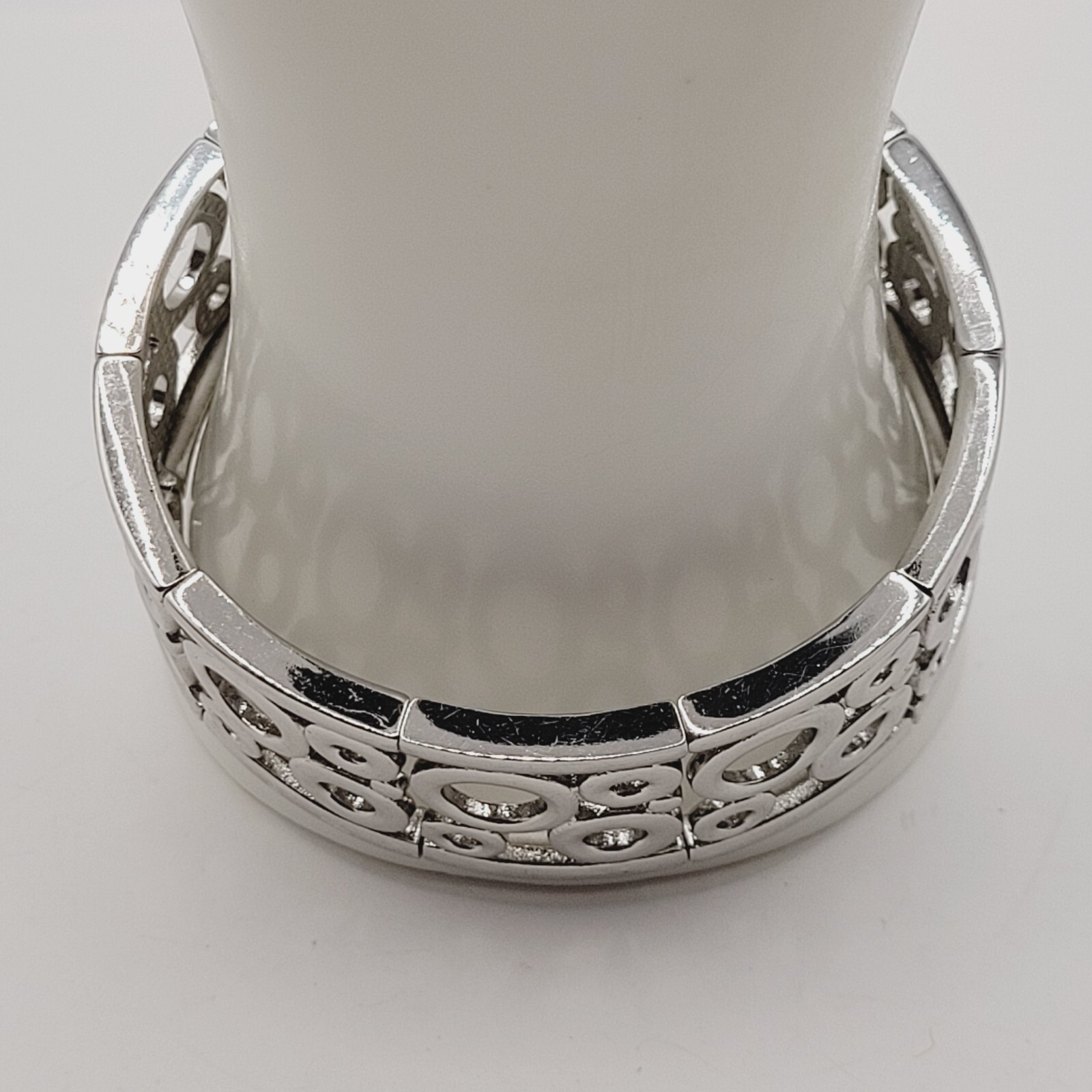 Modern Art Deco Open Circles Shiny Silver Tone Stretch Modernist Bracelet
