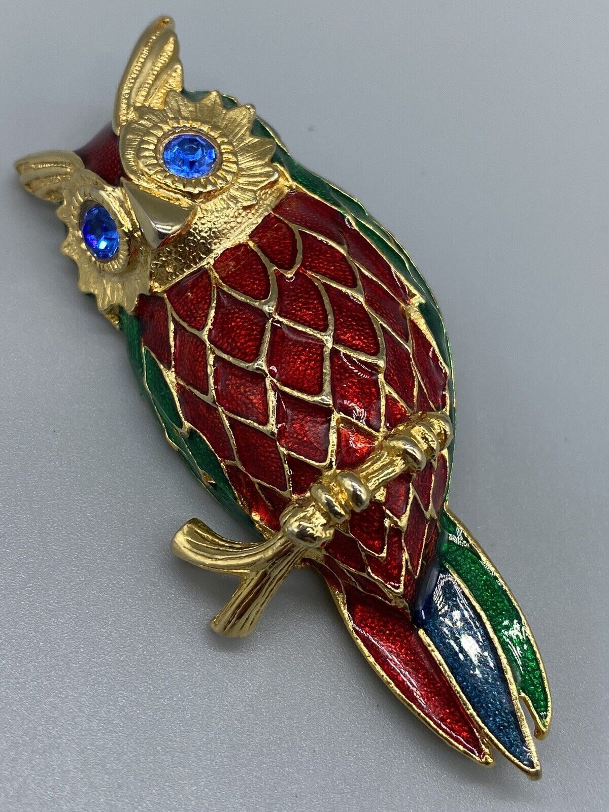 Red Green Blue Enamel Blue Eyes Rhinestone Owl On Branch Gold Tone Brooch Pin