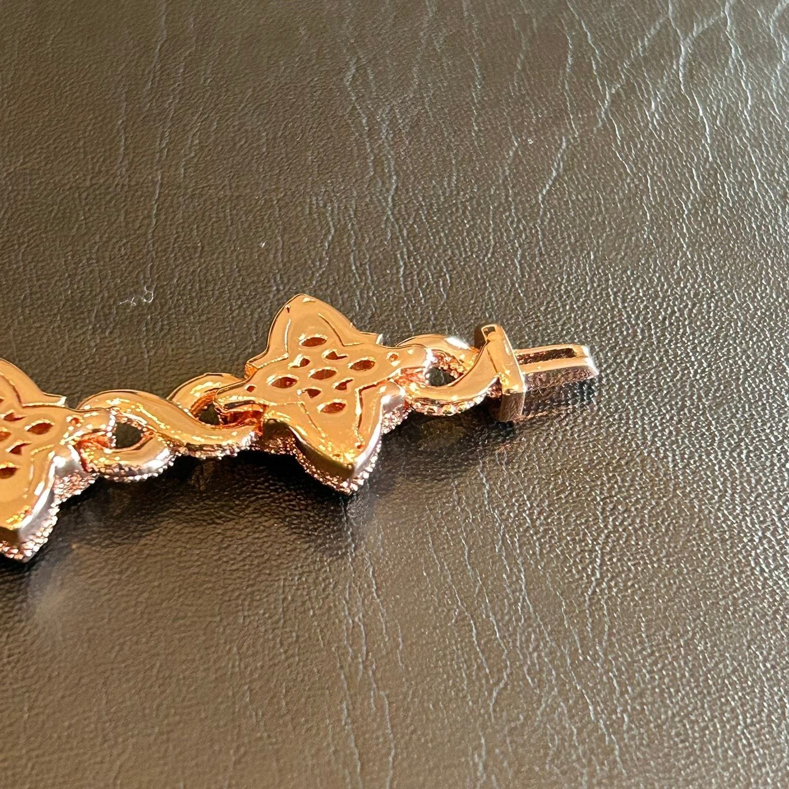 Brand New Rose Gold Clover Bracelet 7 Inch VVS1 Moissanite