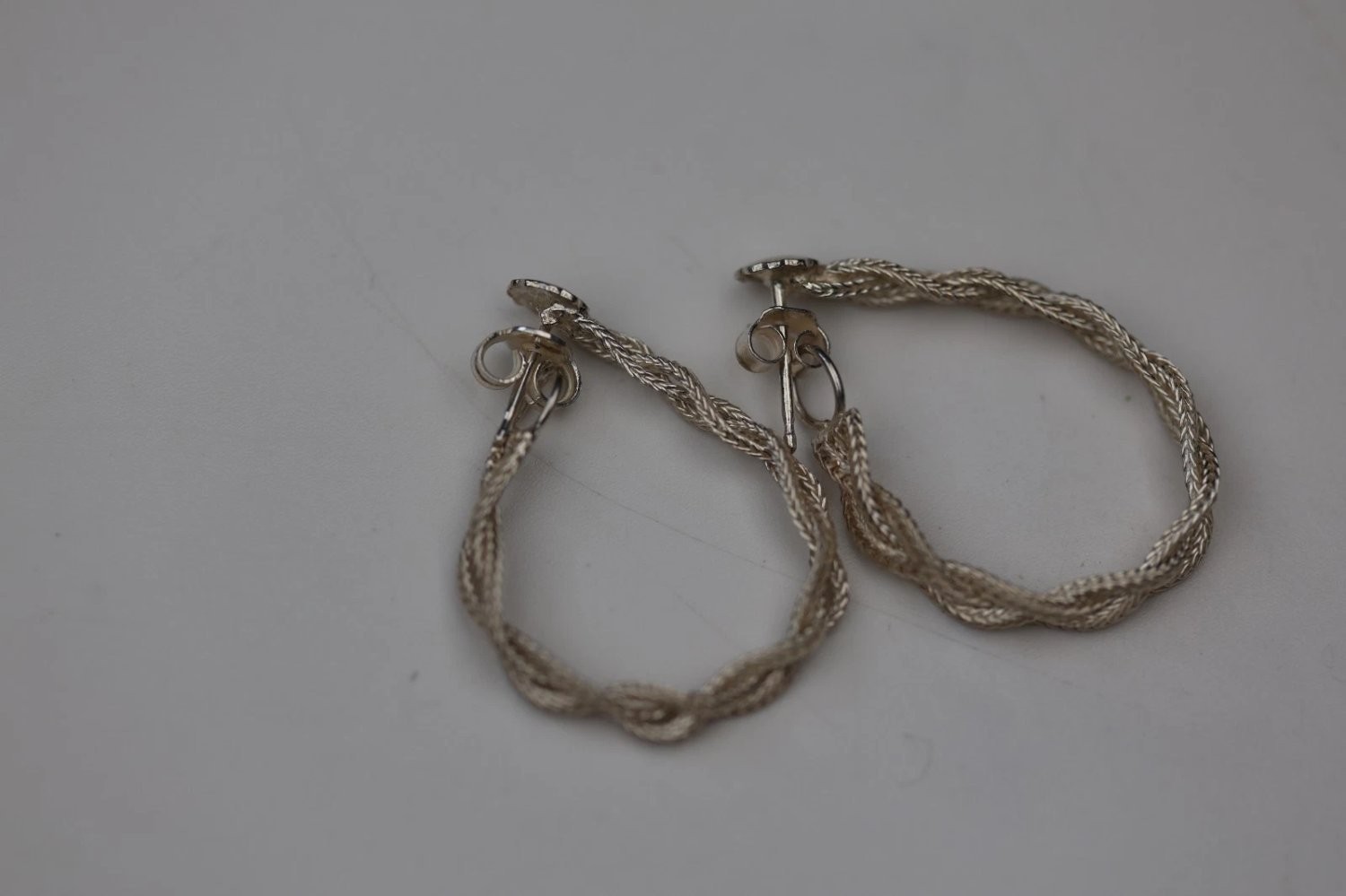 Earrings Medium Silver Sterling Braided Mesh Design Hoop Vintage Italy