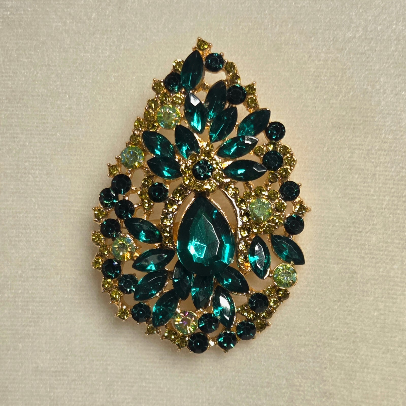 Green Rhinestone Gold Tone Floral Leaf Brooch Regal Fairy Glam