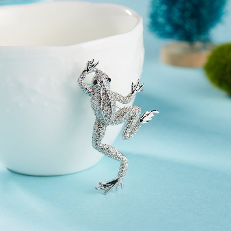 Fashion Lovely Crystal Rhinestone Frog Brooch Pin Women Sweater Badge Jewelry