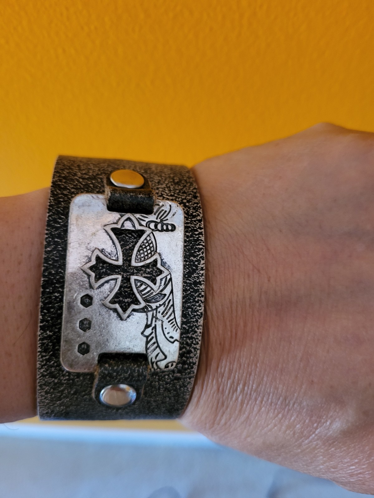 Gothic -style Iron Cross Leather Cuff Bracelet