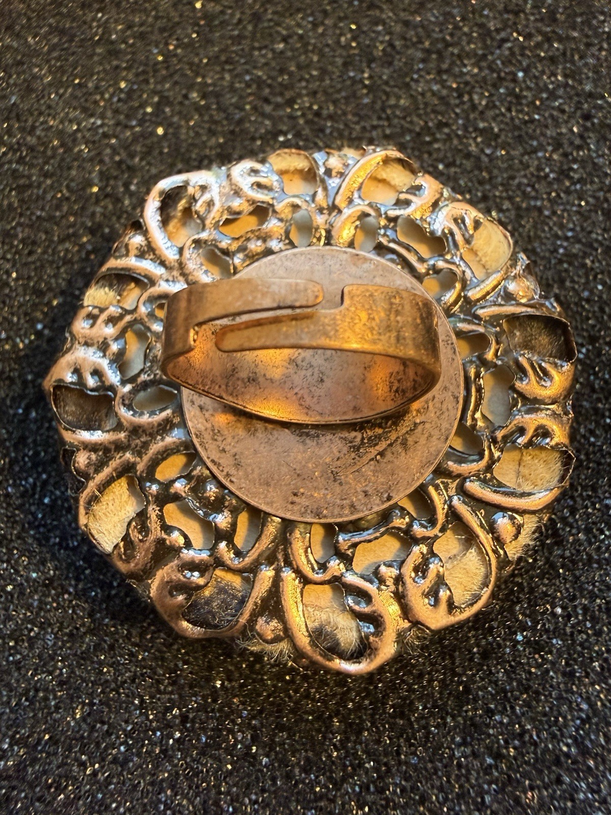 #7 Brown Gold Tone Crystal Cluster Cocktail Ring Size 7 Adjustable Round