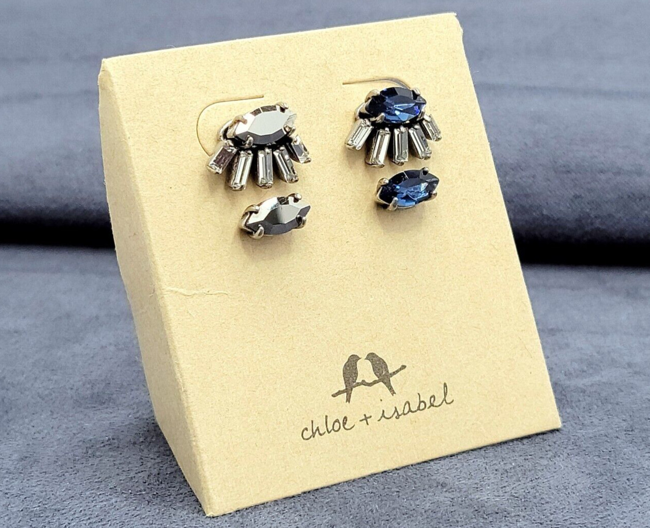 Chloe + Isabel Convertible “Eyelash” Stud Earring Set – Branded Bag & holder