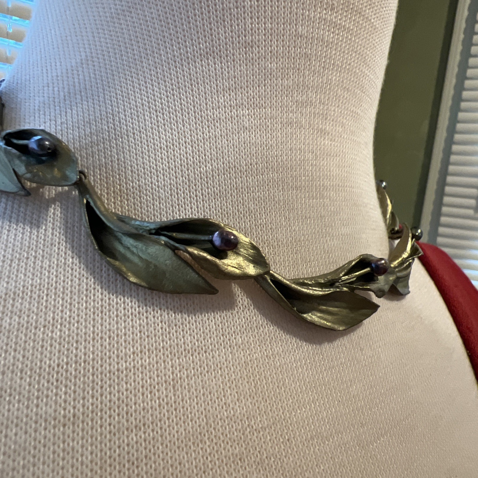 Unsigned Michael Michaud Hosta Leaf Peacock Pearl Choker Collar Necklace Bronze
