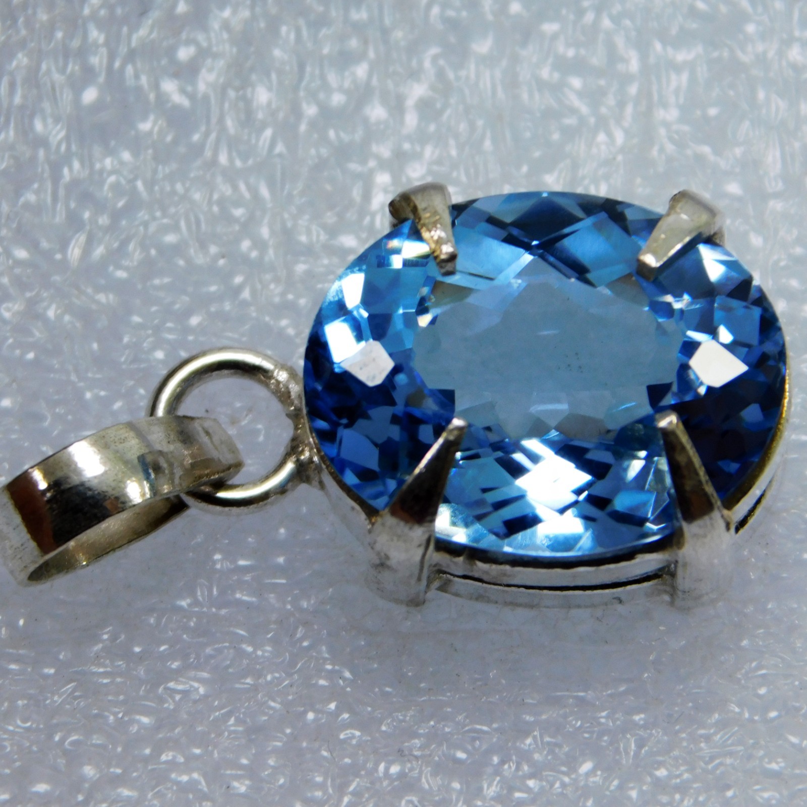 Natural 32.50 CT Certified Blue Sapphire Loose Gemstone Pendant 925 Solid Silver