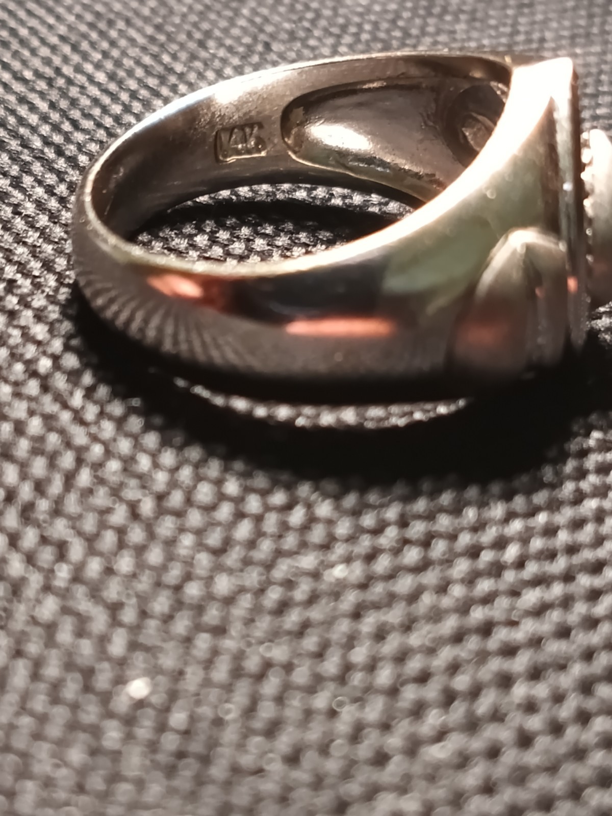 Silver Tone Metal Heart Signet Band Ring Love & Hearts Theme No Stone
