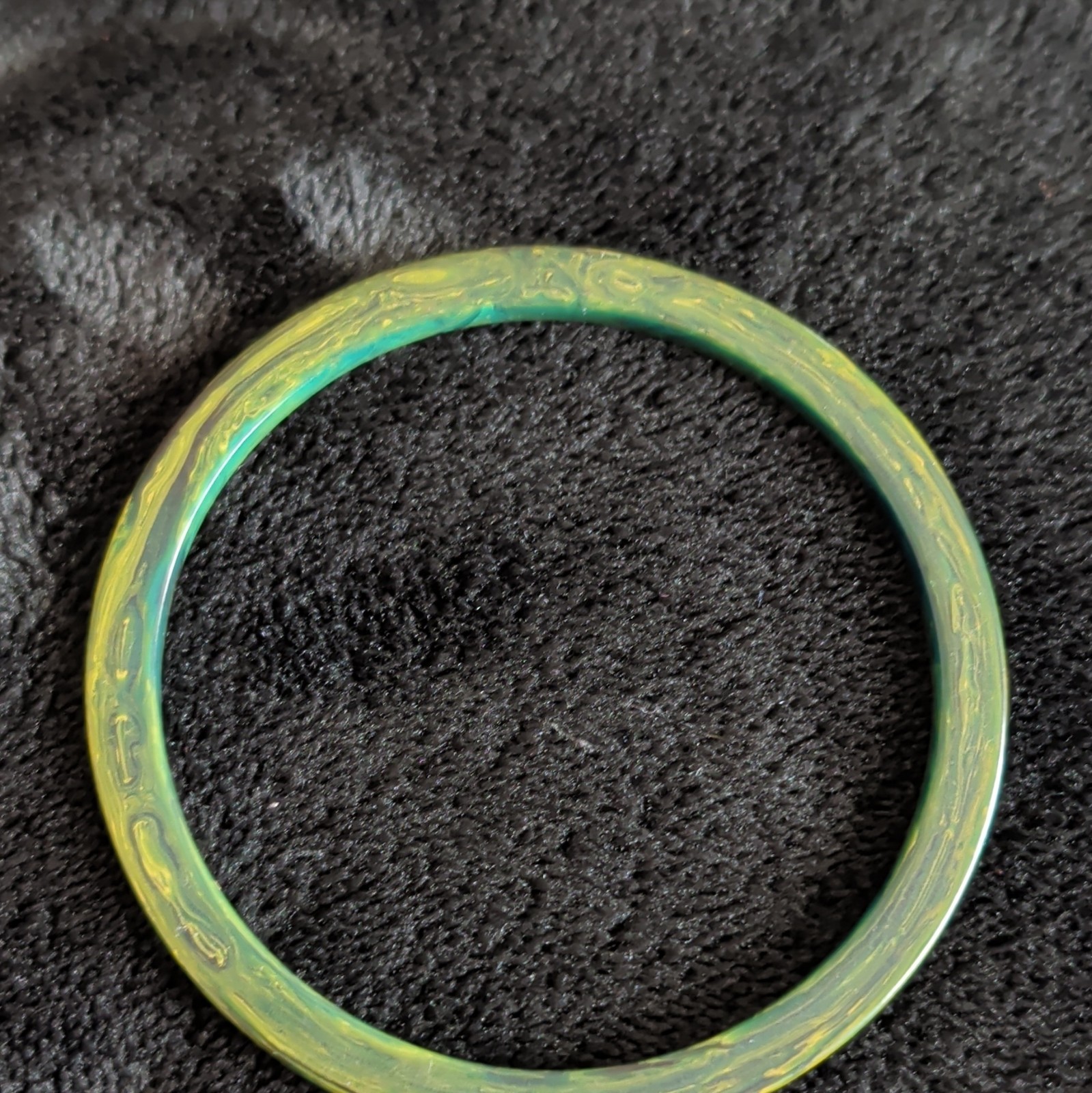 Lot of Antique Bakelite Slip-On Bangle Bracelets Green Black Silver Tone