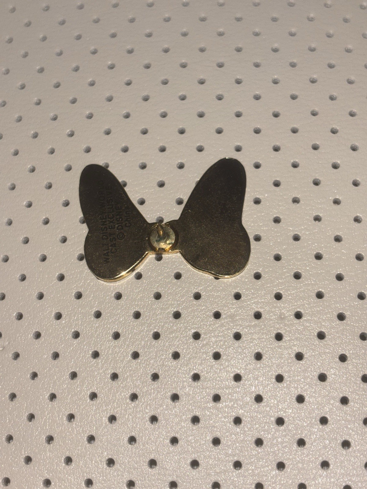 Disney Minnie Mouse Bow Enamel Pin Cast Only