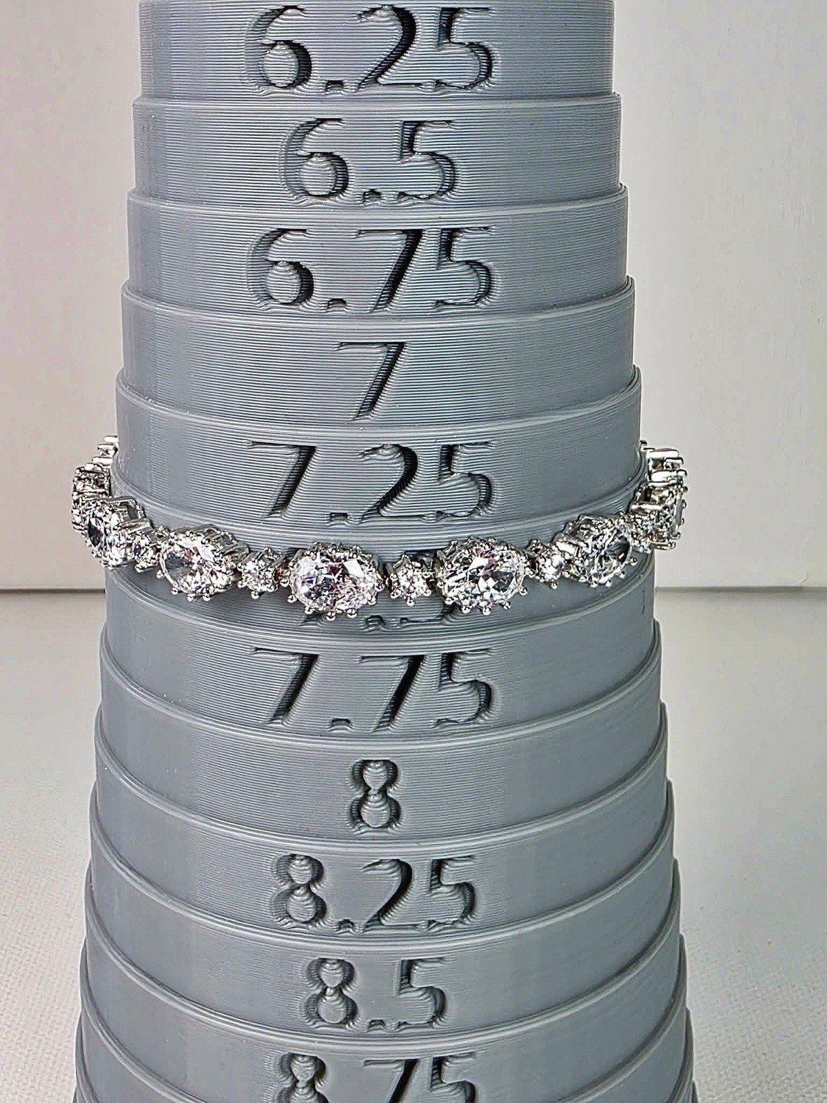 Stauer DiamondAura Riviere Bracelet Sterling Silver Marked 925 Length7.5