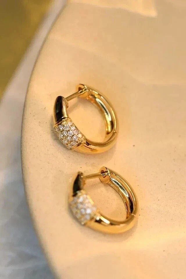 2Ct Round Cut Simulated Diamond Women’s Hoop Earrings In 14k Yellow Gold Plated