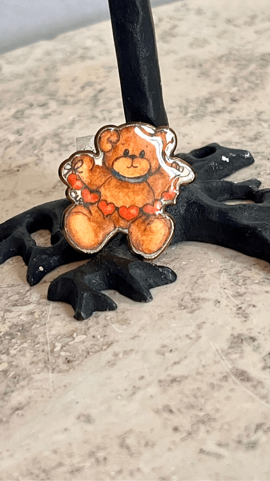 Lucy Rigg & Co Unisex Adult Brown Red Vintage Teddy Bear Lapel Pin Badge Brooch