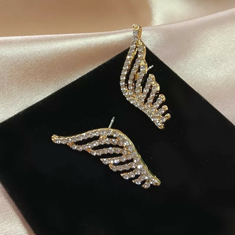 New Angel Wings Beauty Earrings Personality Simple Temperament Net Fashion Gold