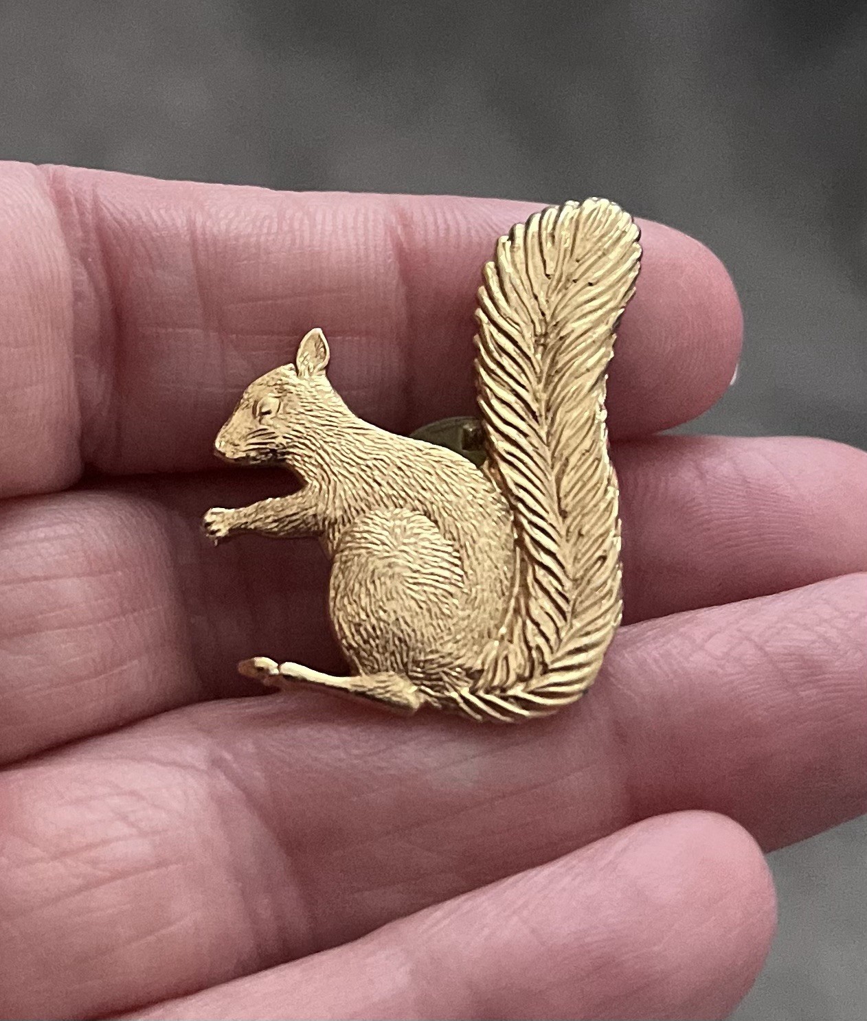 Gold Tone Squirrel Pin Badge /Lapel Pin Brooch, See Description