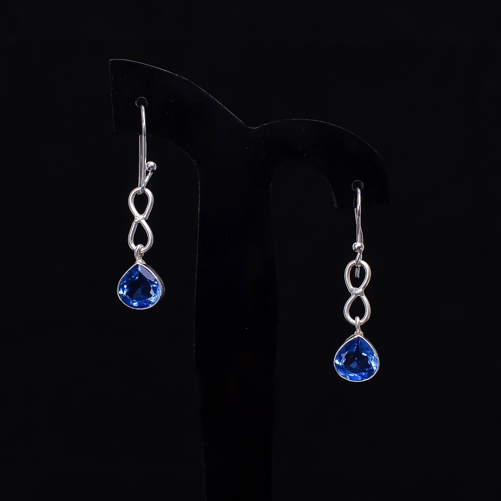 Natural Tanzanite Gemstone Drop/Dangle Ethnic Earrings 925 Sterling Silver