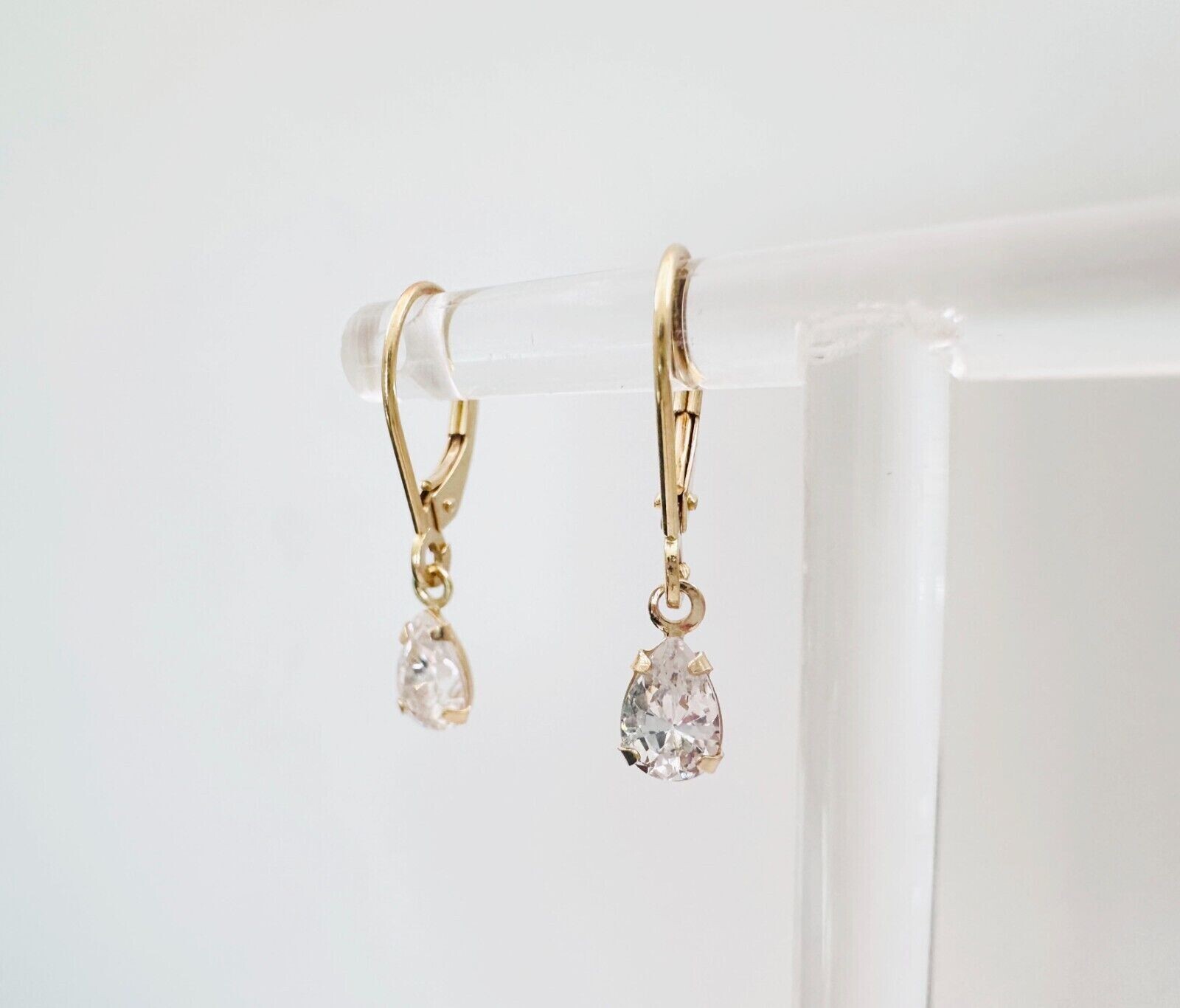 14K Yellow Gold Plated In 1.30Ct Pear Cut Simulated Diamond Drop/Dangle Earrings