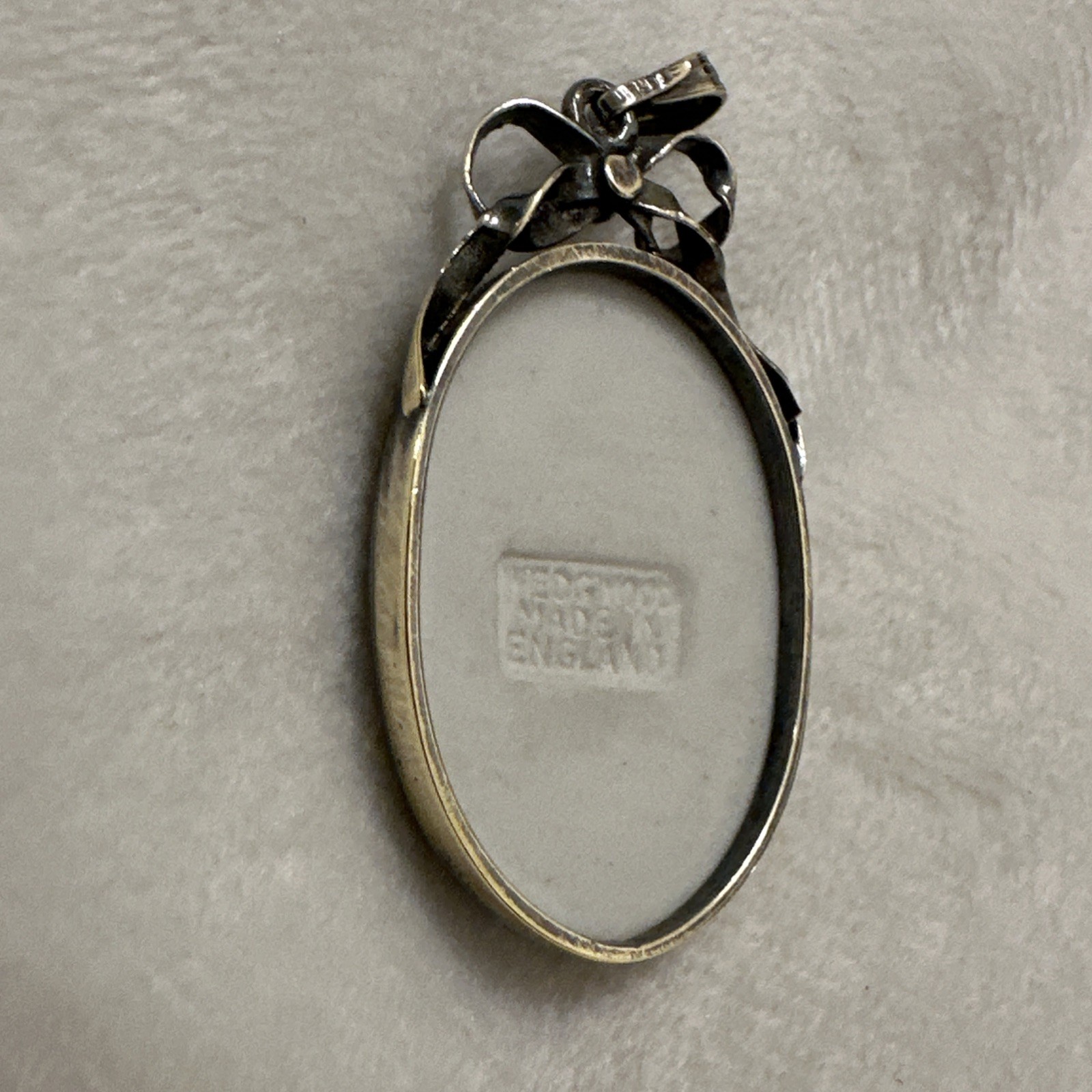 Wedgwood White Jasperware Pendant Sterling Silver Mother Love SEE DESCRIPTION