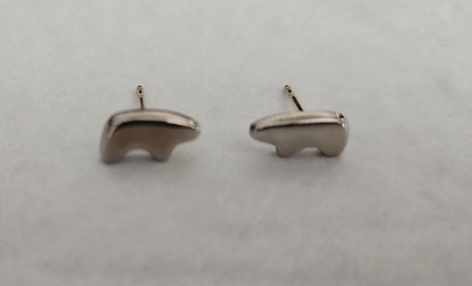 Golden Bear Vail Baby Bear 14k White Gold Plated & Sterling Silver Stud Earrings