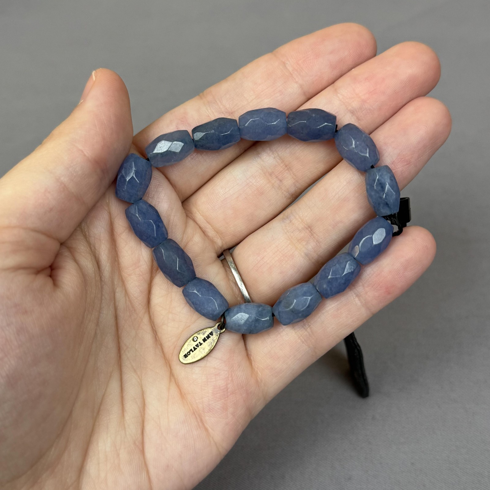 Ann Taylor Bracelet Blue Faceted Beaded Charm Stretch Womens 8 In Jewelry