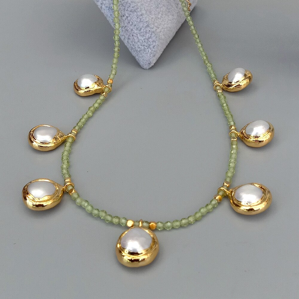Natural Green Peridot Choker Necklace Cultured White Pearl Charm 17″