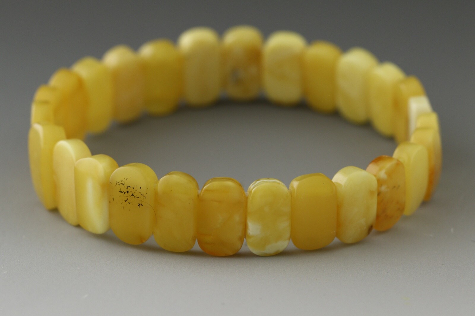Genuine BALTIC AMBER Egg Yolk White Piece Stretch Unisex Bracelet 9.1g 210816-5