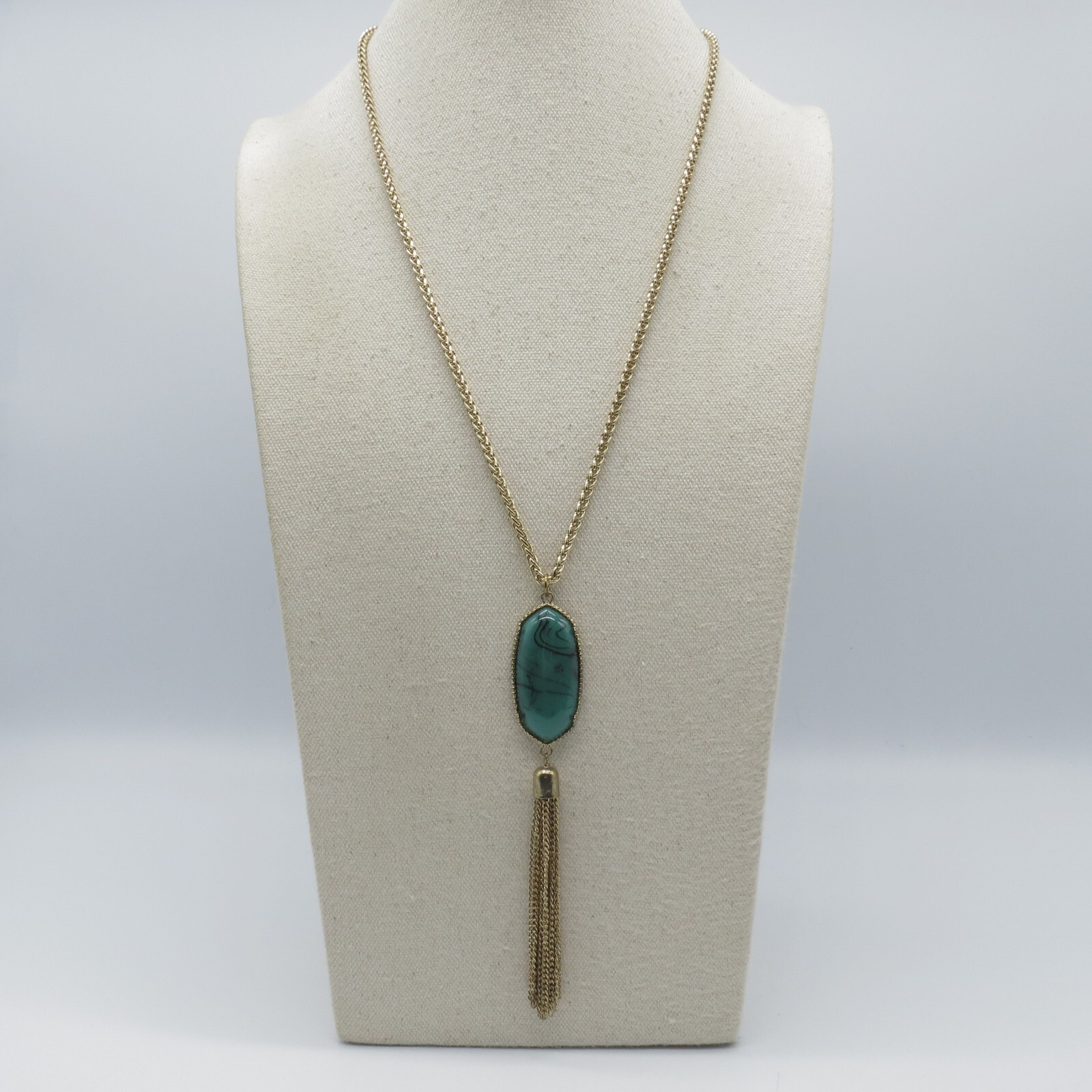 Green Hard Resin Cabochon Fringe Y Drop Necklace Gold Tone Long Wheat Chain 24″