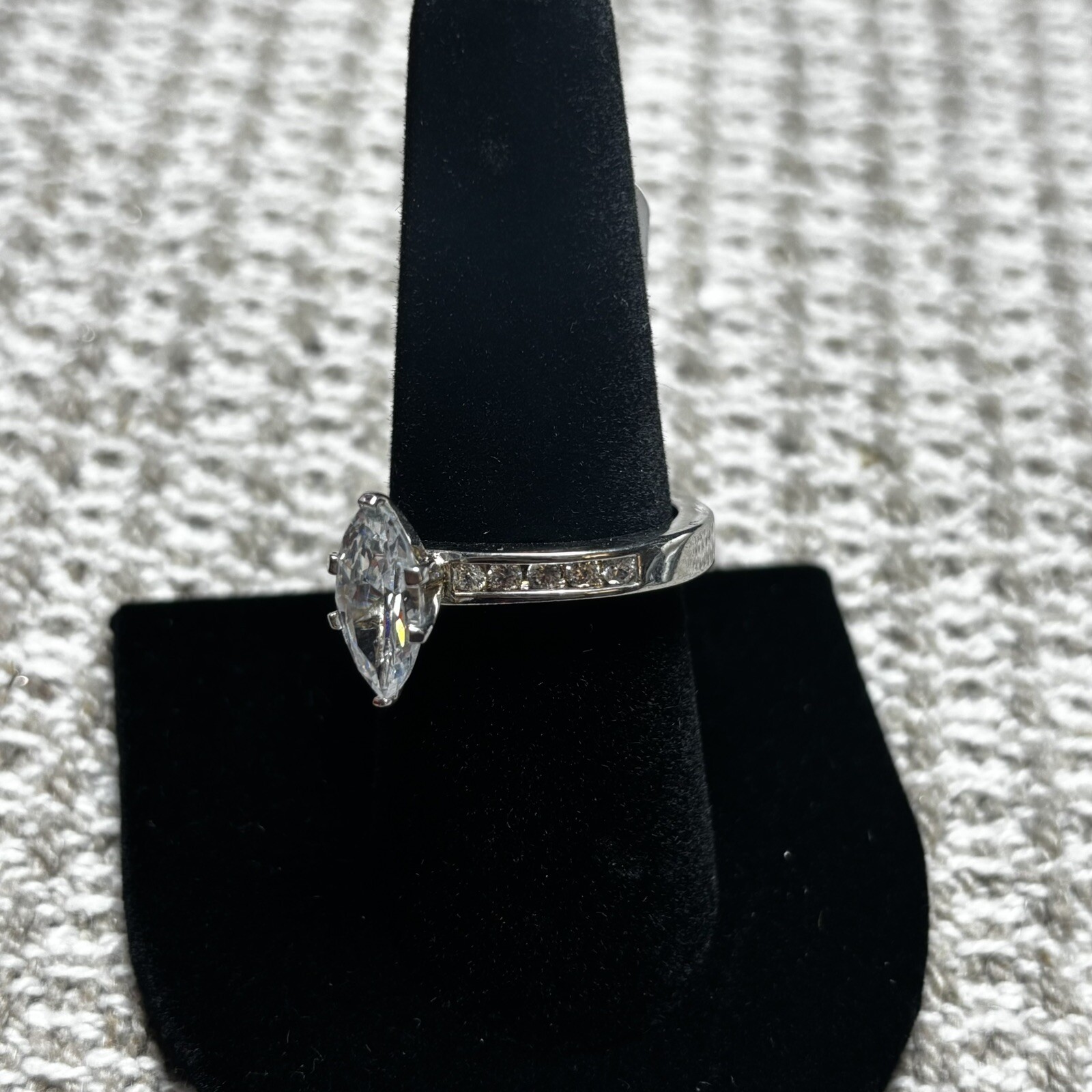 Size 7 Fashion Jewelry Ring Marquise Eng Engagement Wedding MSRP $45 No Stamp
