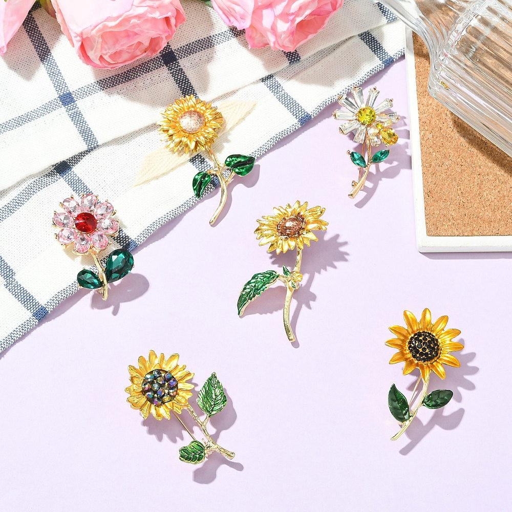 6pcs Sunflower Zinc Alloy Lapel Pins Gold Flower Brooches for Backpack Clothes