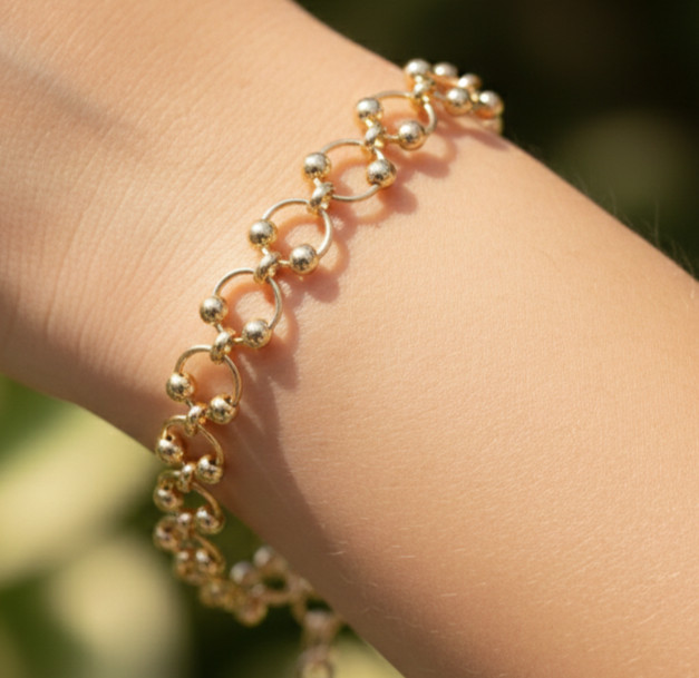 Elegant 18K Gold Plated Bracelet Modern Geometric Chain Pattern Bracelet