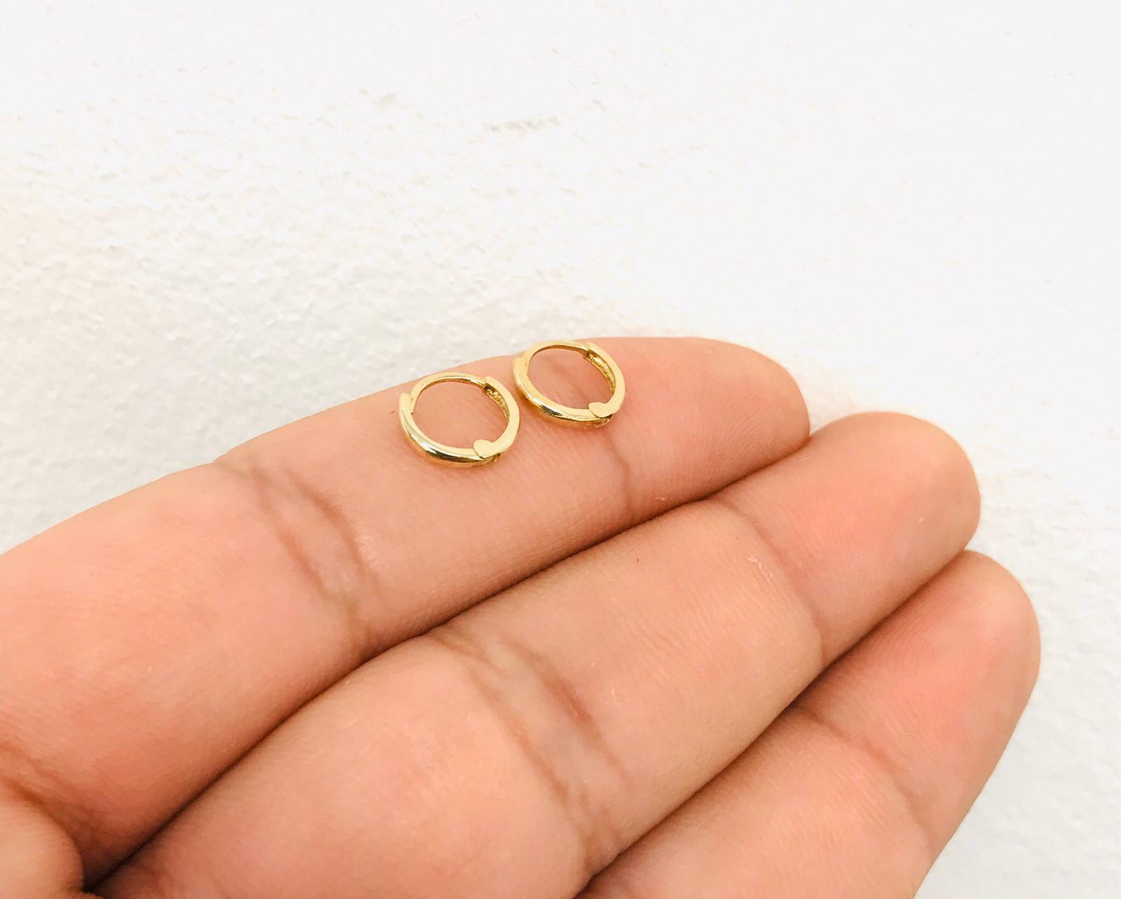 14K Real Gold Dainty Huggies Earrings Women/Men 8.5×9.1mm, Huggies Hoop Earrings