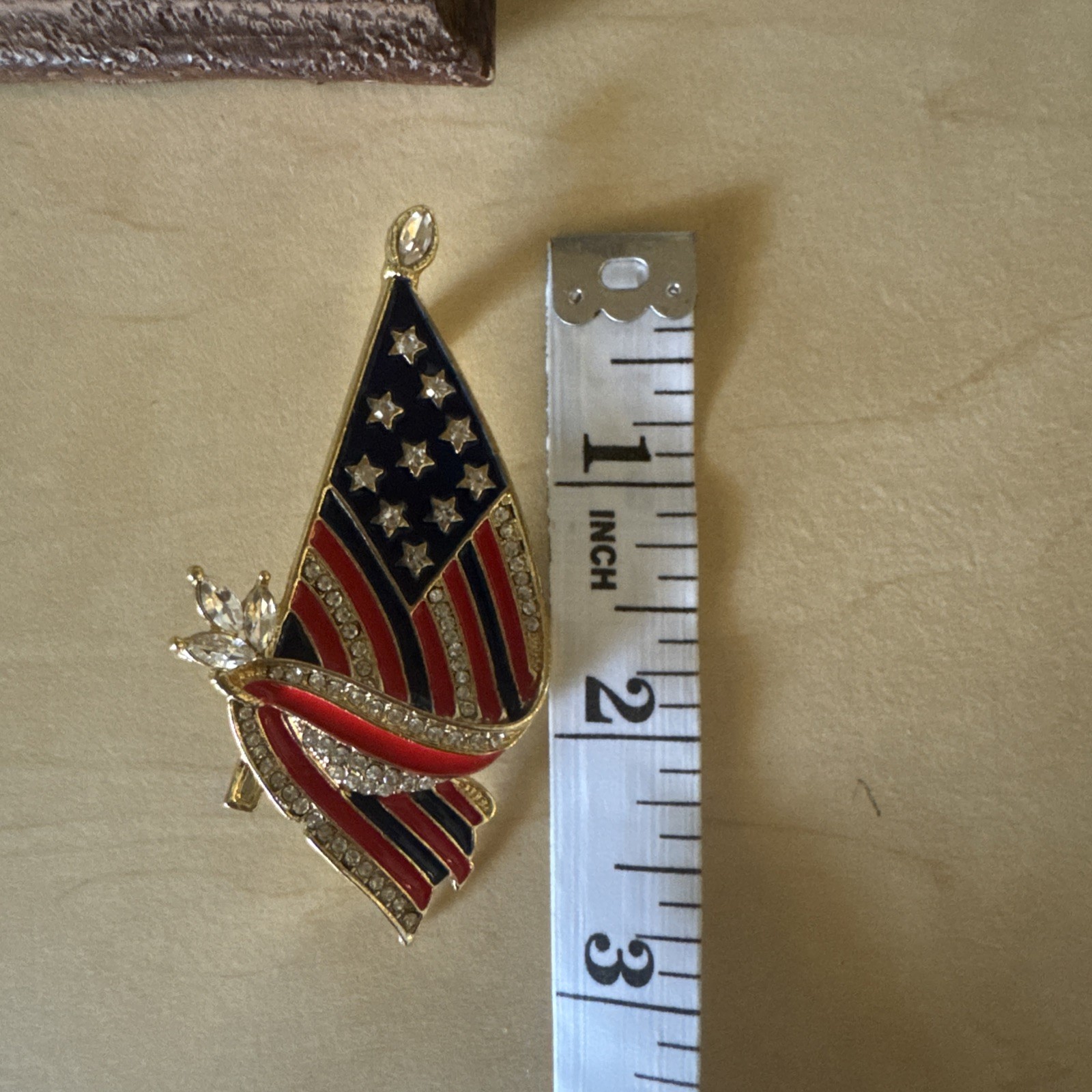 American Flag Pin Rhinestone Patriotic Brooch USA Flag Lapel Pin for 4th July