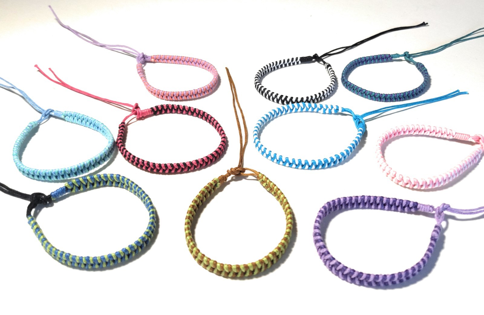 Friendship Bracelets Boys Girls Kids 5 to 30pcs Party Bags Leavers Bracelet Gift