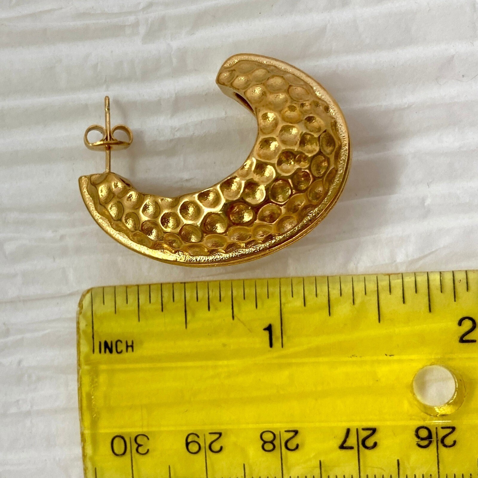 18K Gold Plated Stainless Steel Textured Dot C Shaped Earrings NEW