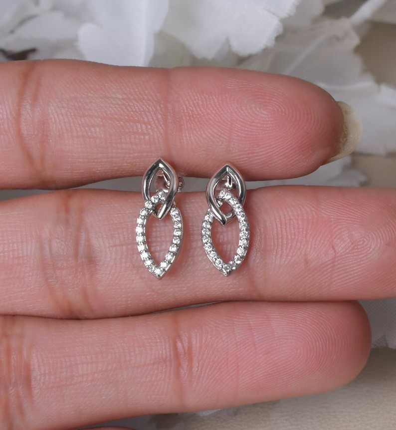 14K White Gold Plated 0.80Ct Round Cut Simulated Diamond Drop Stunning Earring