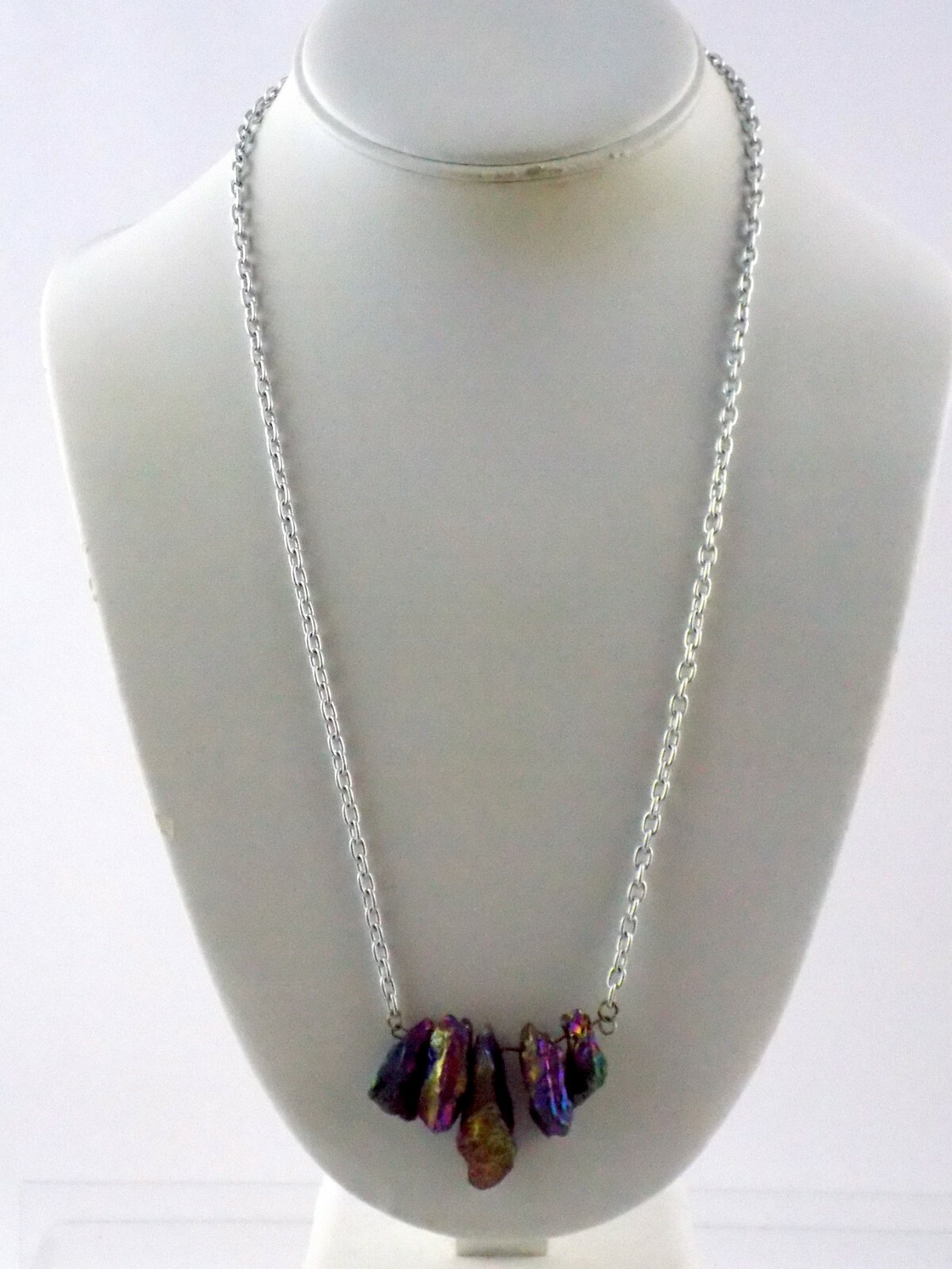 Silver Toned Metal Rainbow Aura Quartz Pendant Necklace No Marks 23.5 Inches