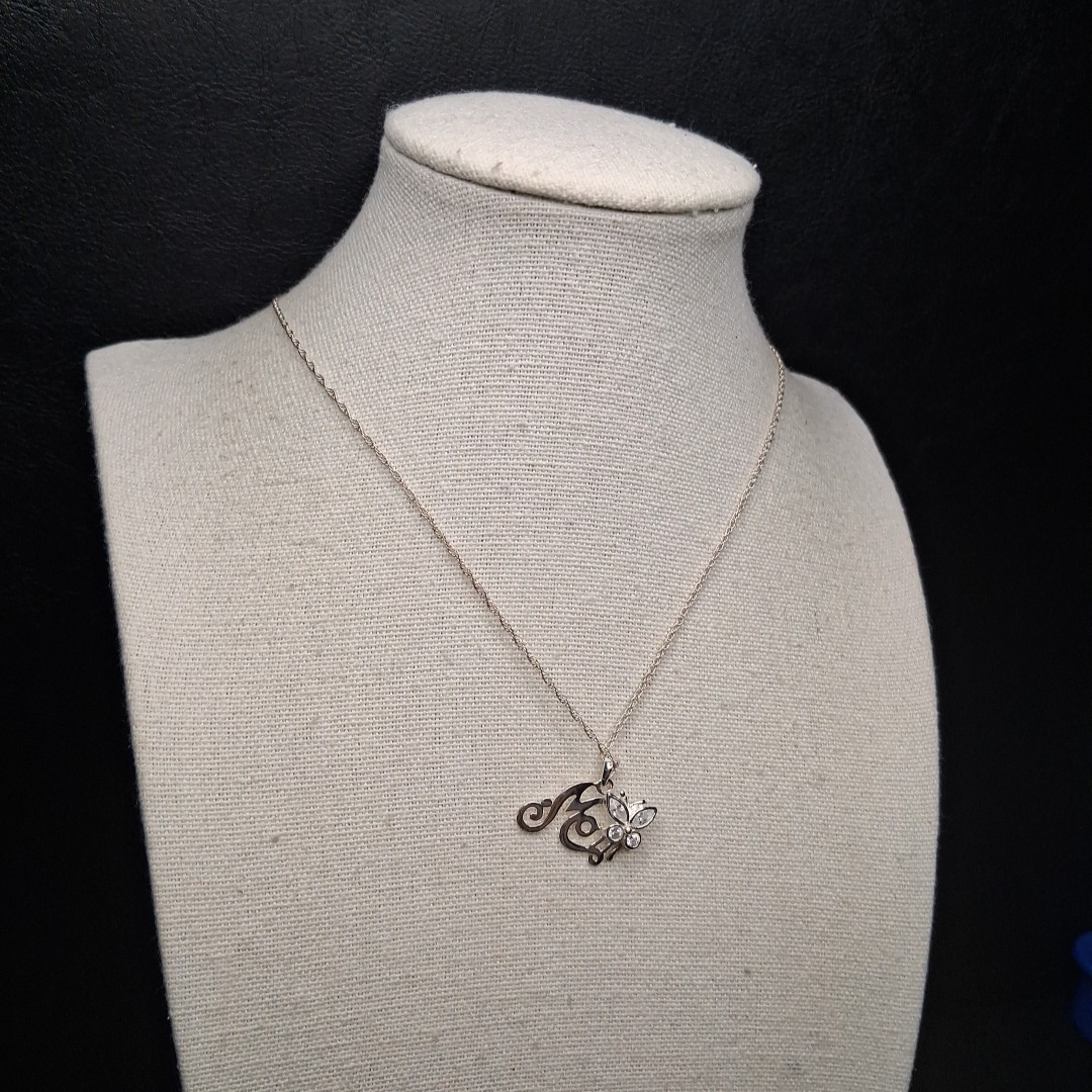 STERLING SILVER 925 Chain Necklace Initial “M” Pendant Whit CZ Butterfly. 15.129