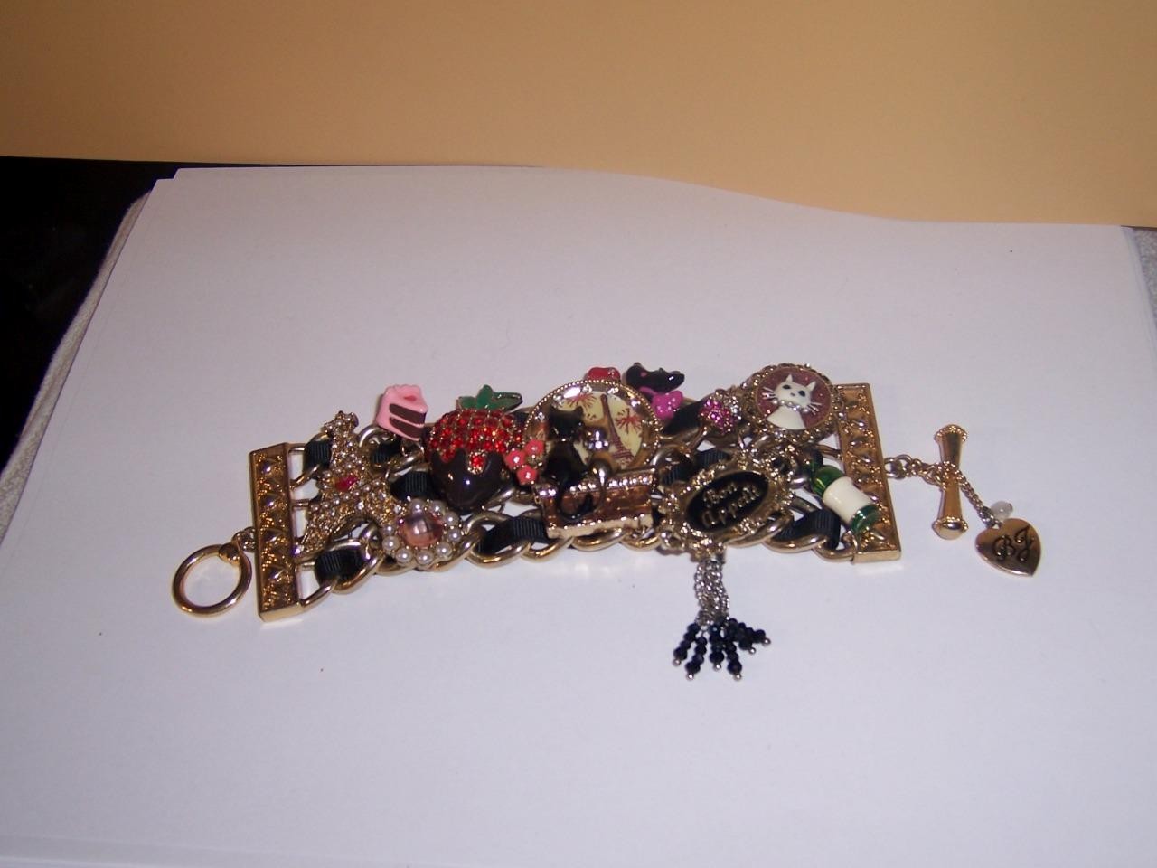 BETSEY JOHNSON PARIS EIFFEL TOWER ENAMEL CATS CLOCK RHINESTONES BRACELET