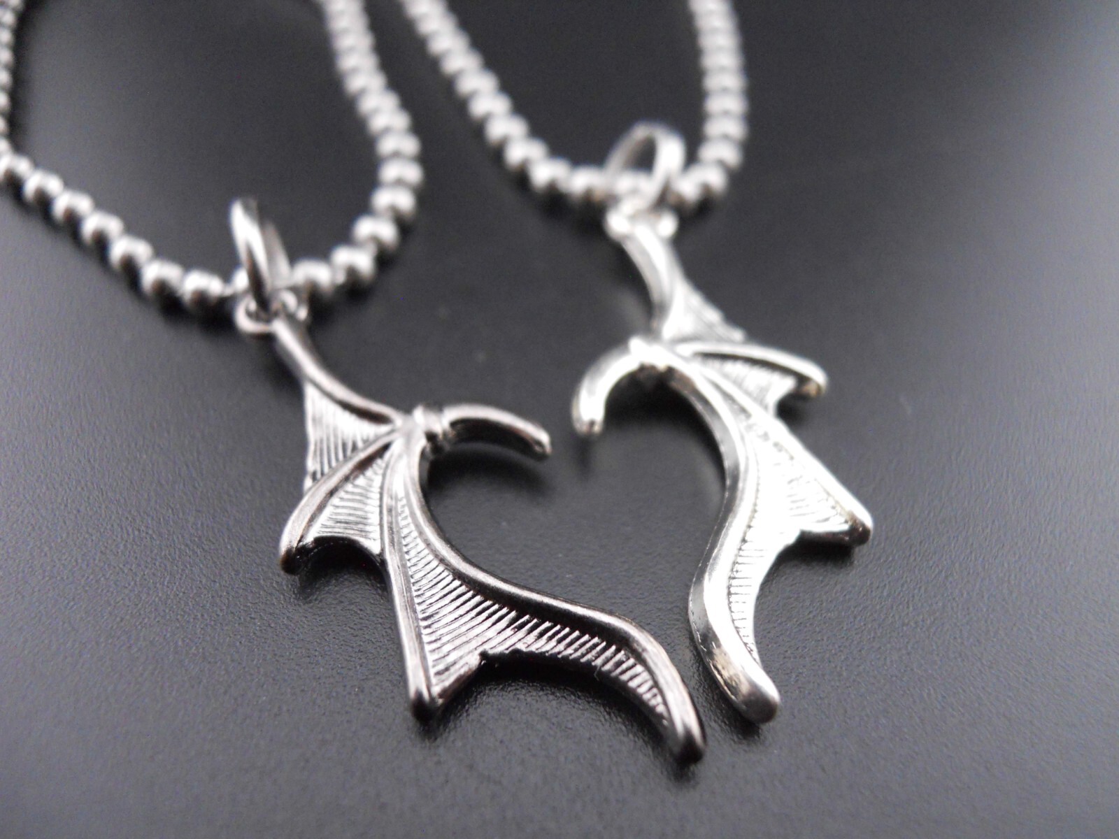 Couple Necklaces Stainless Chains New Goth Pendants Gothic Bat Wings Heart