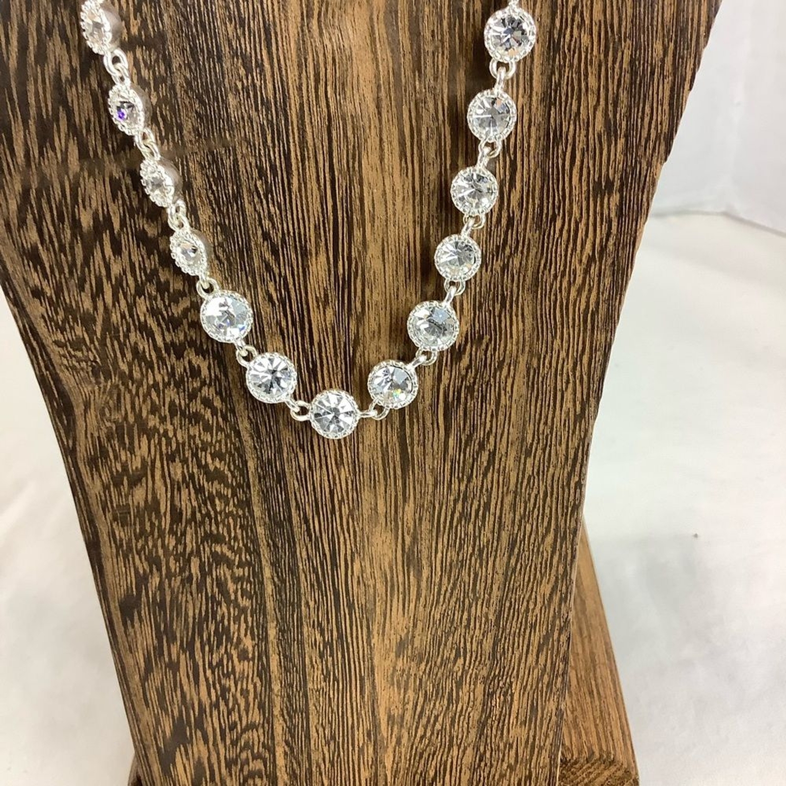 Glam Choker and Dangle Earrings Set Faceted Glass Beads in Silver Tone Setting