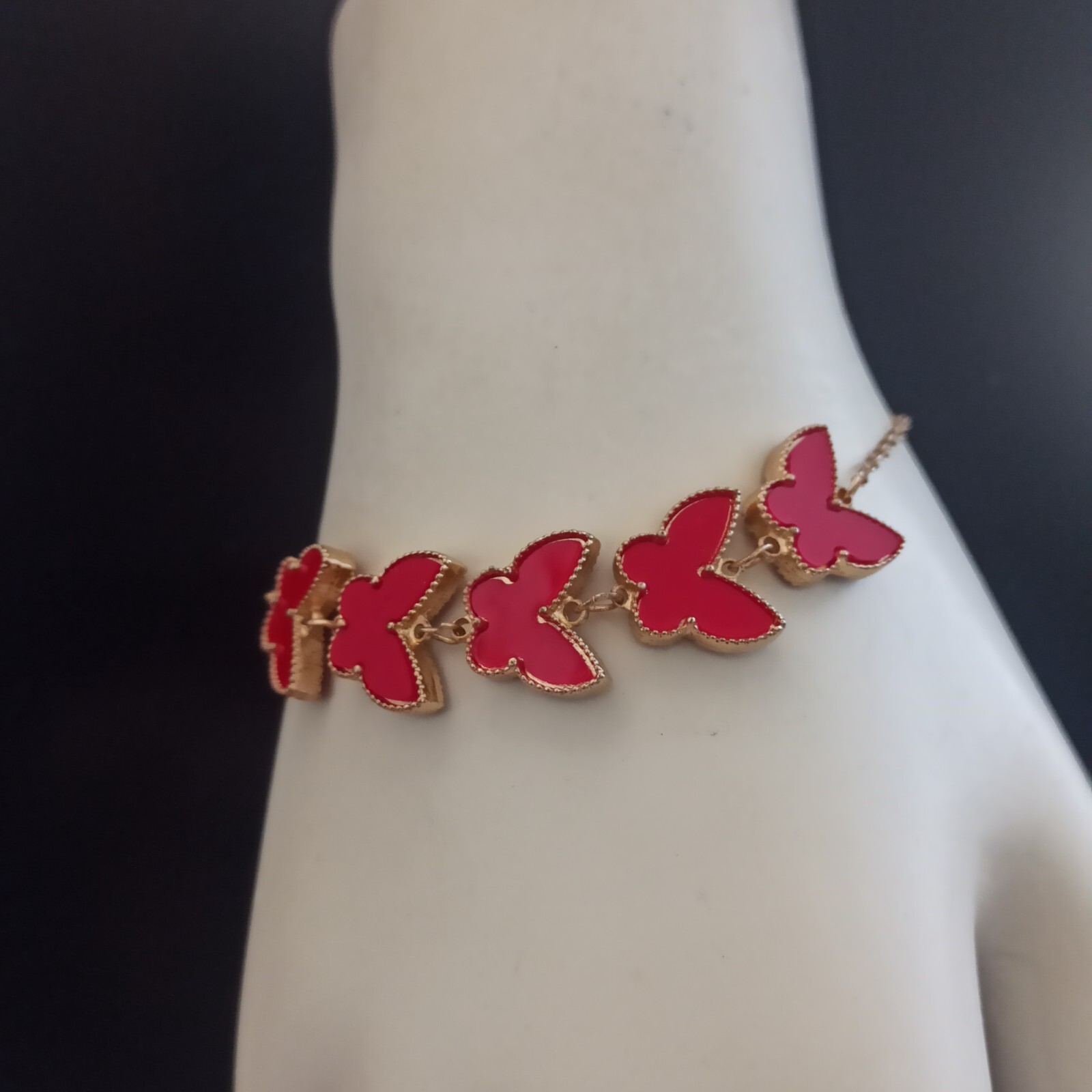 Butterfly Bracelet Red Gold Tone Fashion Signed MINISO Gift Charm Modern Trendy