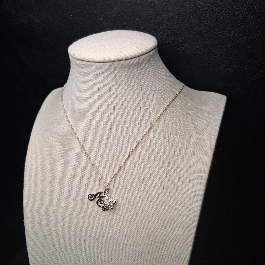 STERLING SILVER 925 Chain Necklace Initial “M” Pendant Whit CZ Butterfly. 15.129