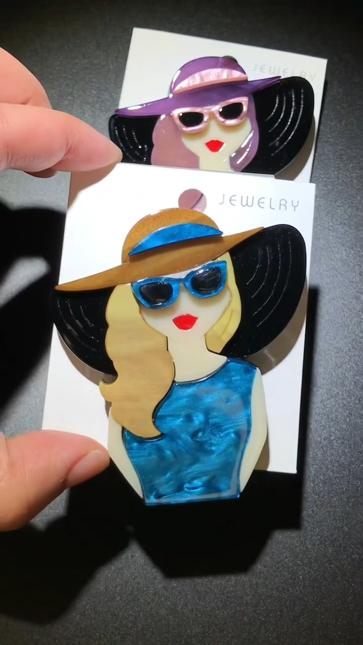 Acrylic Beautiful Lady Brooches For Women Modern Girl Figure Wear Glasses Hat