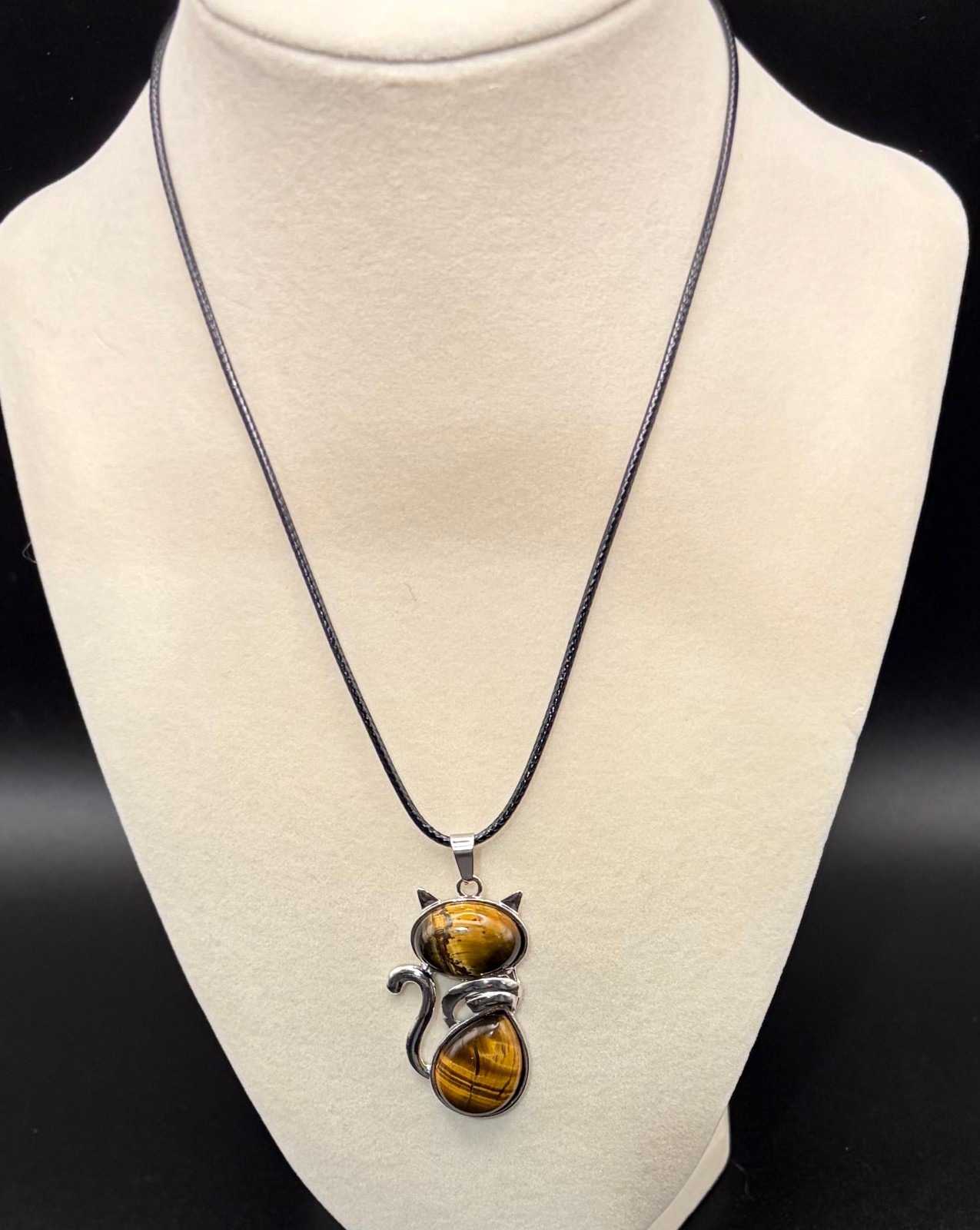 Natural Tigers Eye Cat Pendant Necklace 21″ Waxed Cord Natural Stone NEW