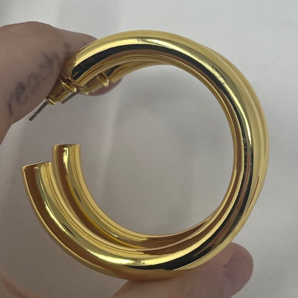 Pavoi Gold Tone Chunky Hoop Earrings High Polish C Shaped Tubular 40mm