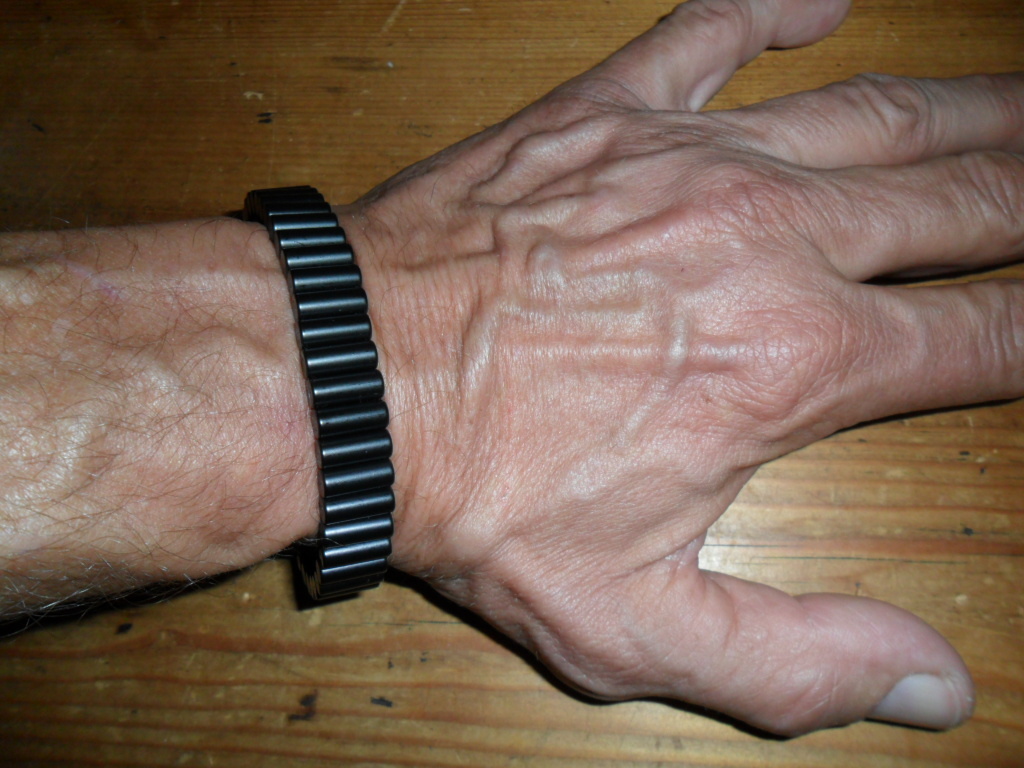 NEODYMIUM MAGNETIC THERAPY BRACELET – TWO IDENTICAL BRACELETS 5 X 12MM N38