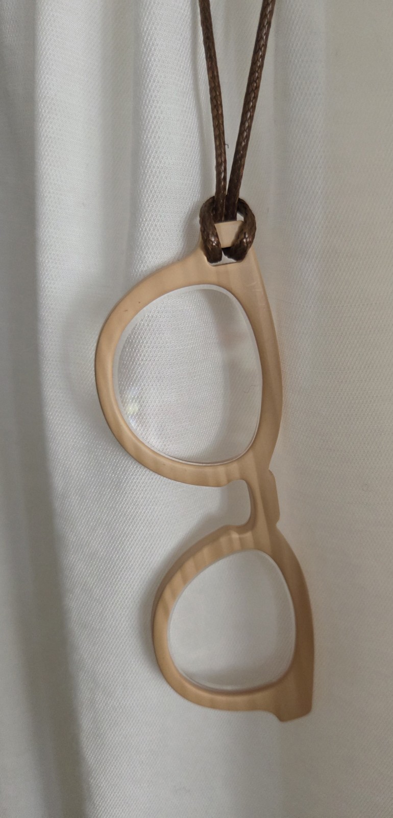 Reading Eyeglasses Charm Pendant Necklace Brown Beige Wood Look Adjustable Cord