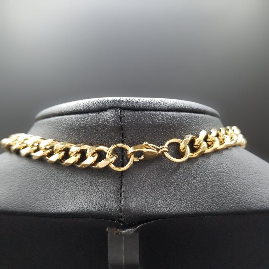Fendi Black F Logo Padlock Gold Cadena Women’s Necklace – Excellent Condition